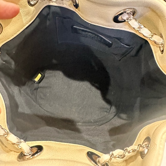 SALE!!!! CHANEL Lambskin Quilted Cuba Drawstring Tote Red White Blue - Picture 5 of 12